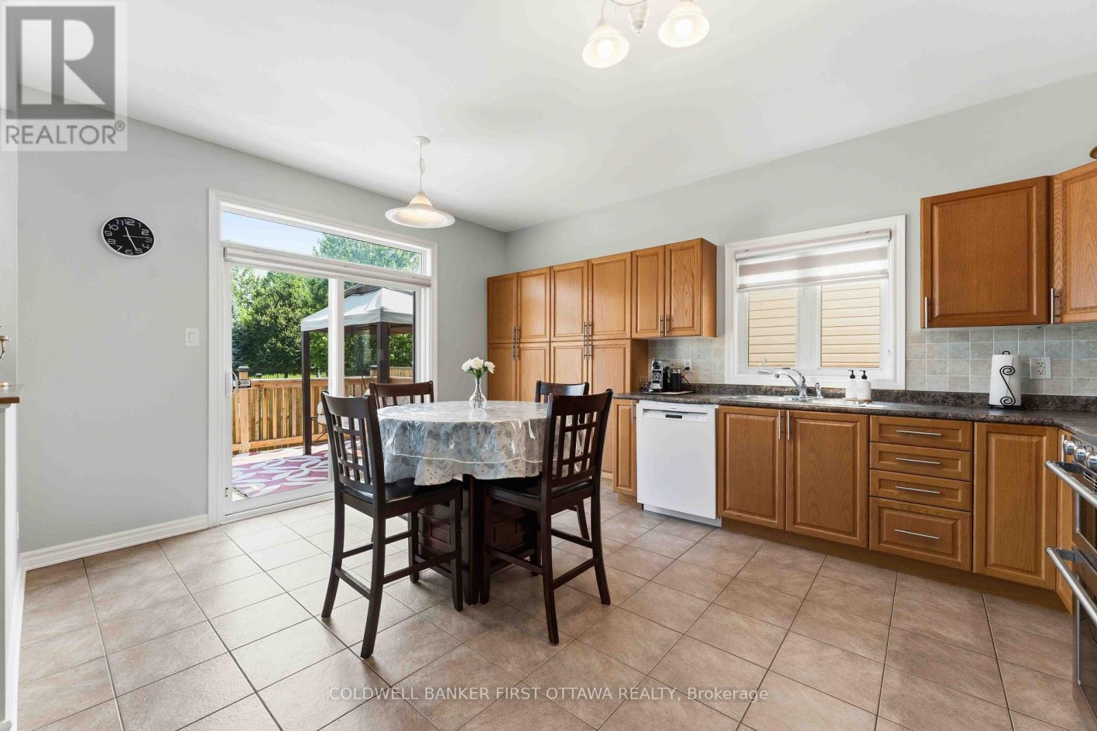 150 STRATHCARRON CRESCENT - Image 8