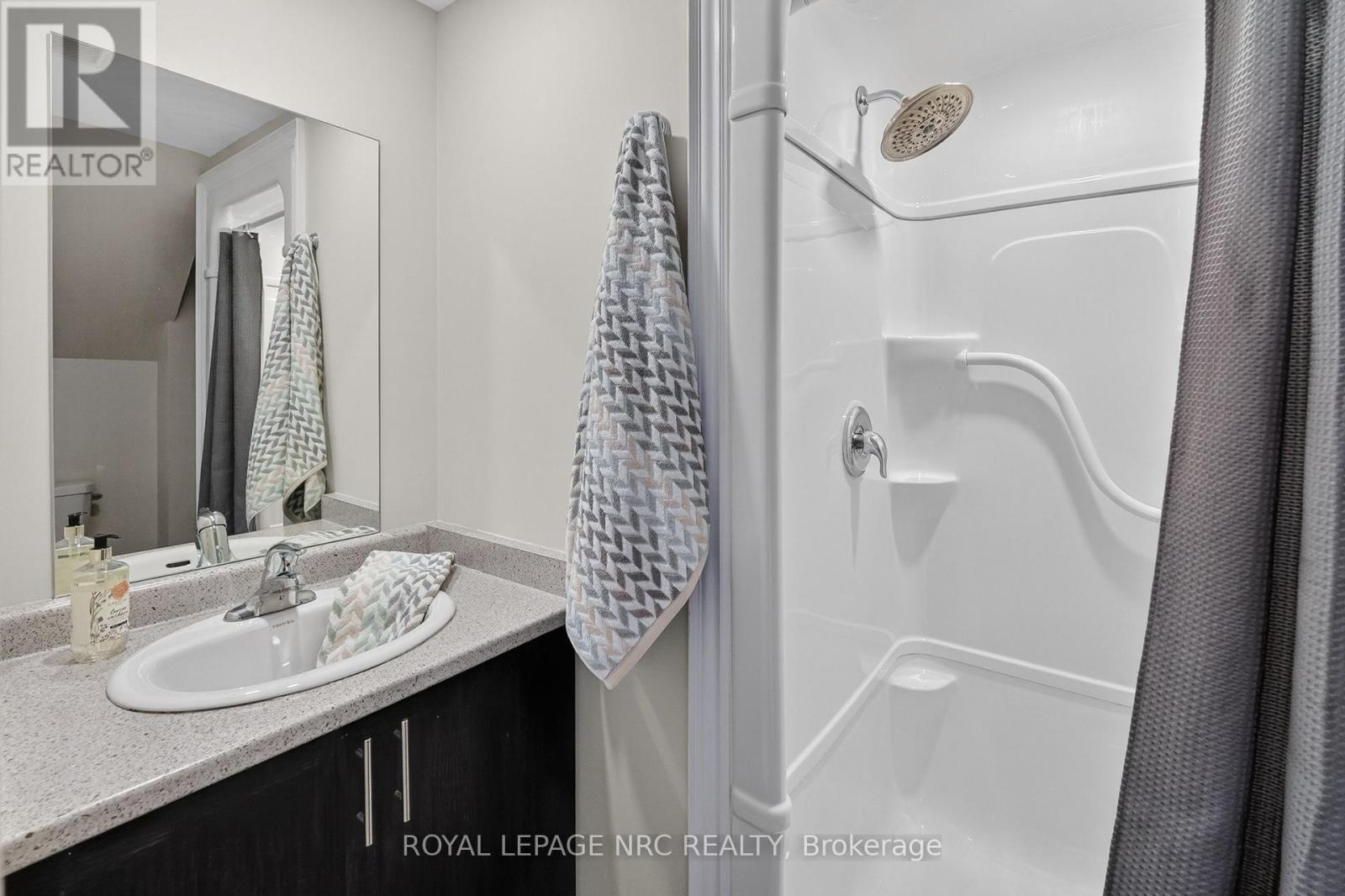 185 CATHERINE STREET - 14