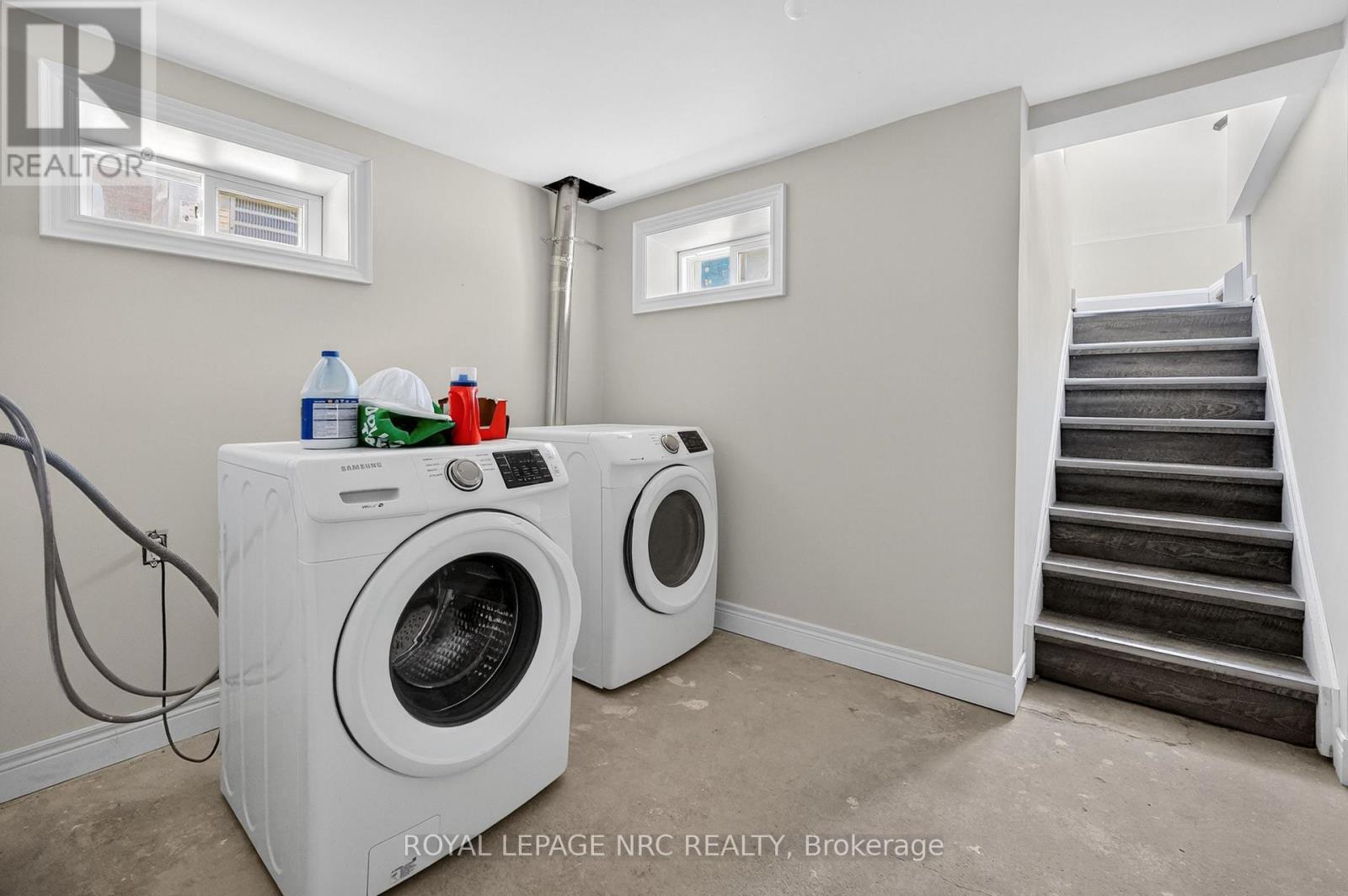 185 CATHERINE STREET - 21
