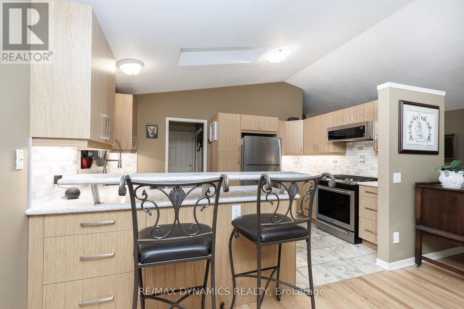 53 MOUNTAIN STREET - Image 11