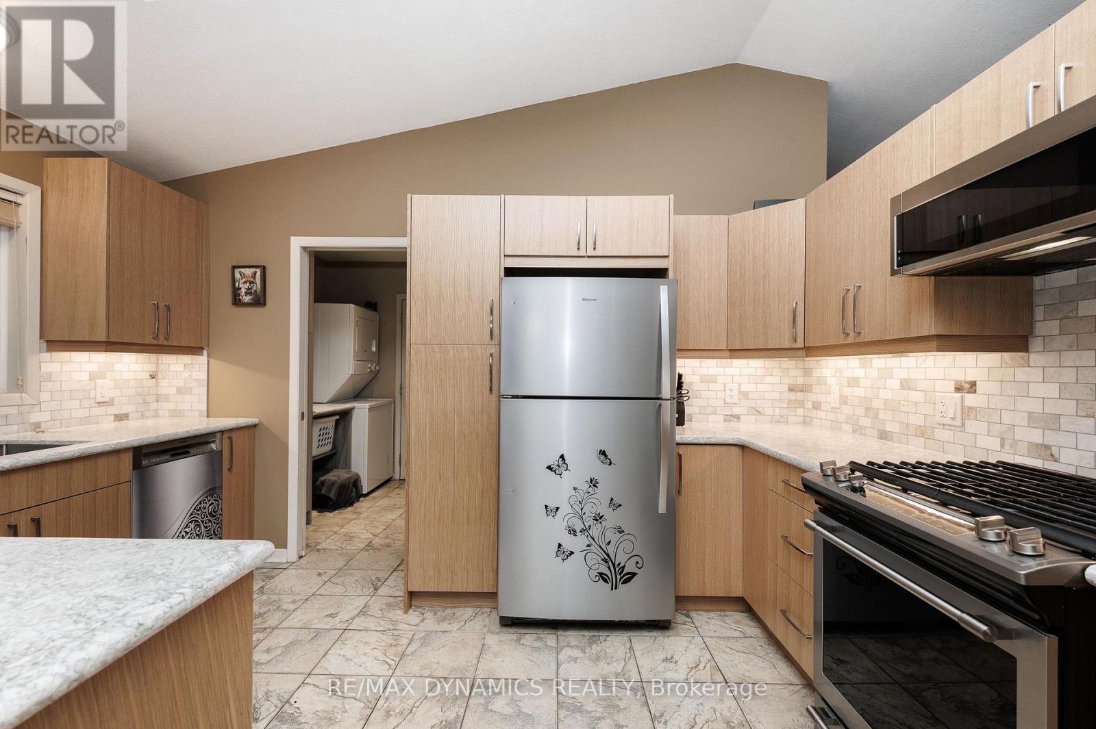 53 MOUNTAIN STREET - Image 13