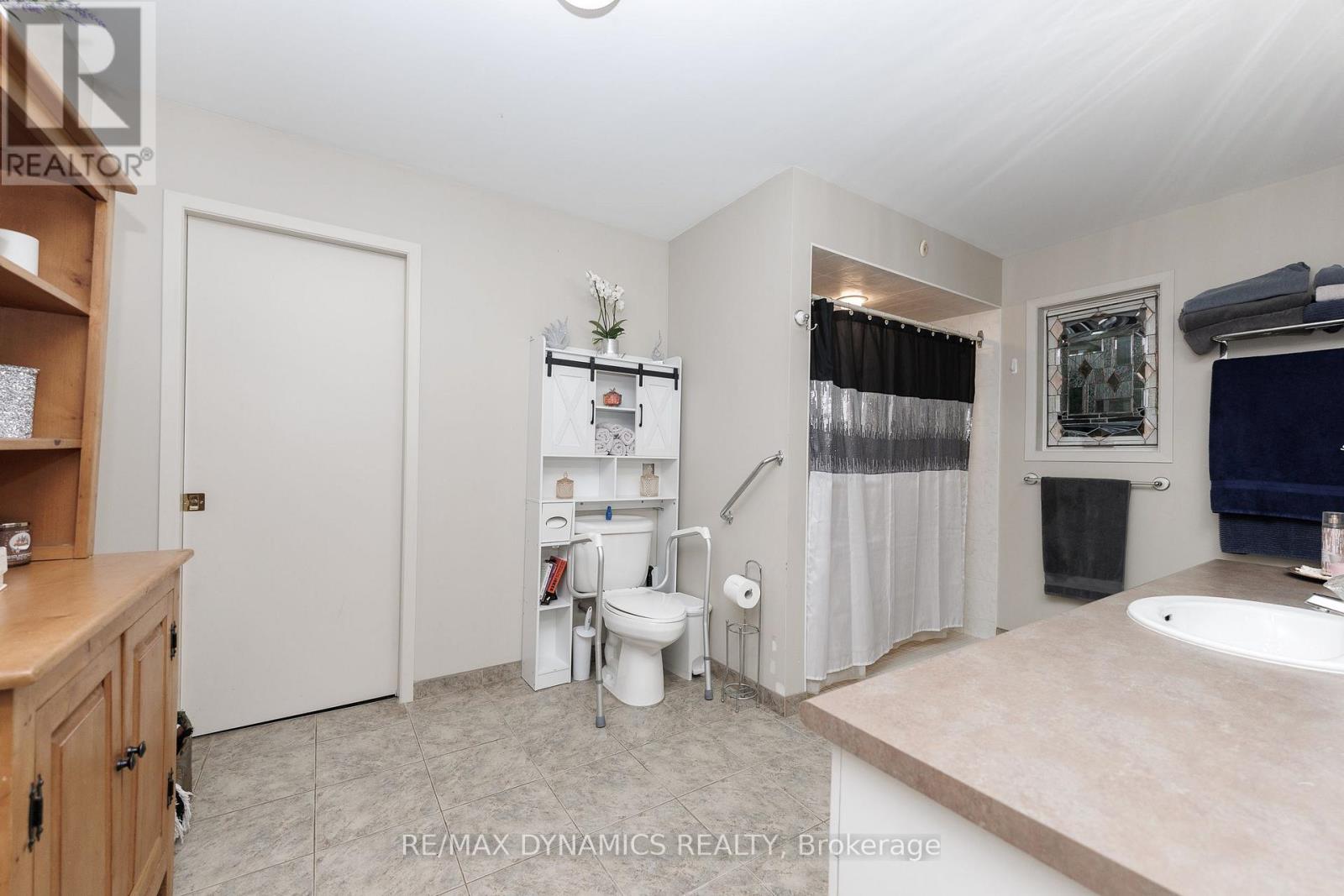 53 MOUNTAIN STREET - Image 19