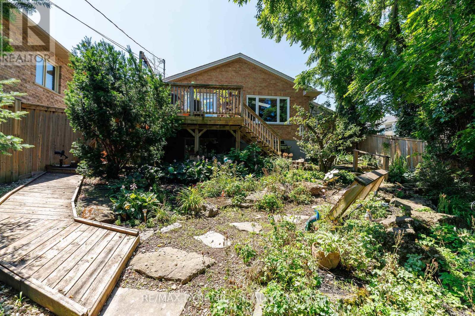 53 MOUNTAIN STREET - Image 29