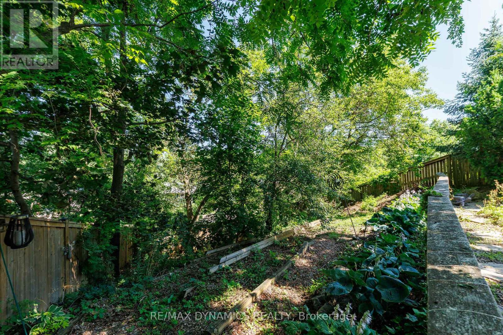 53 MOUNTAIN STREET - Image 31