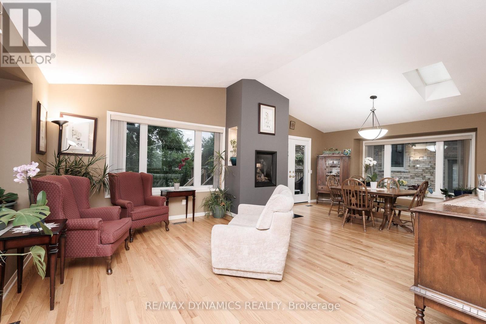 53 MOUNTAIN STREET - Image 5