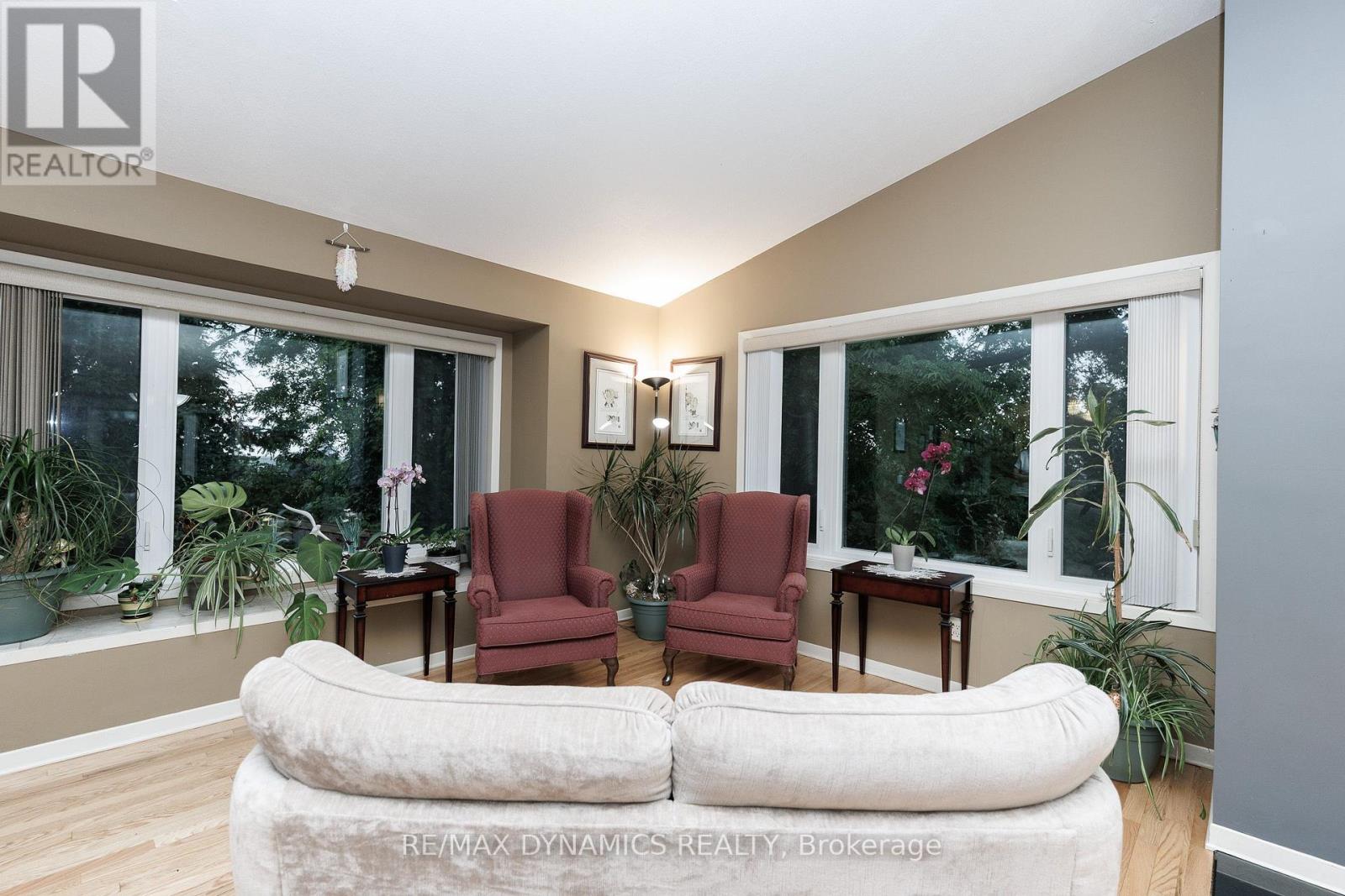 53 MOUNTAIN STREET - Image 6