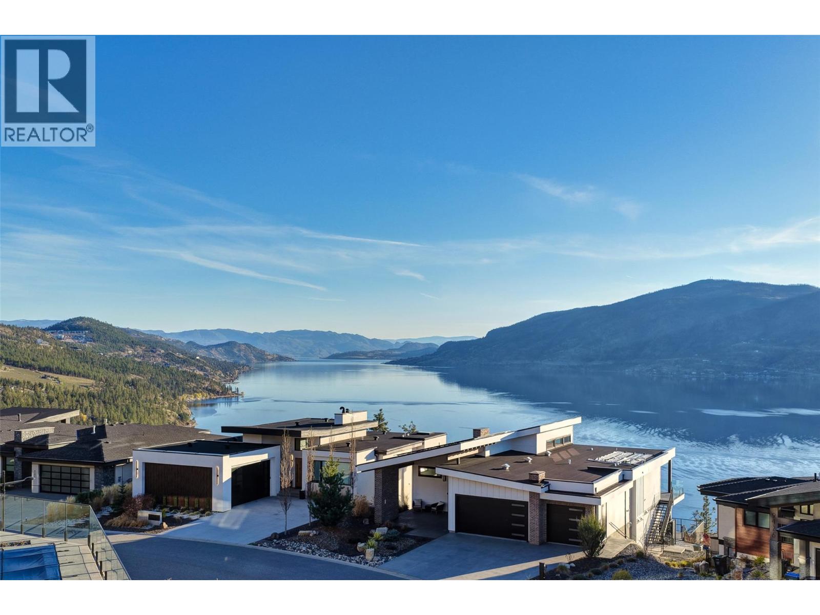 9438 Ledgestone Road, Lake Country