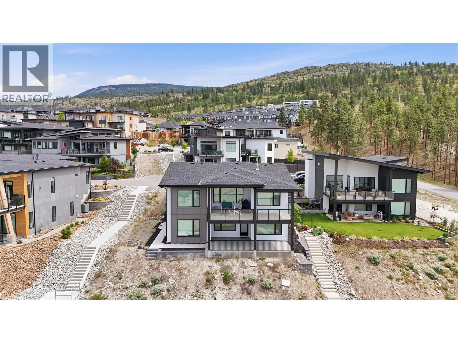 1164 ELK Street, Penticton