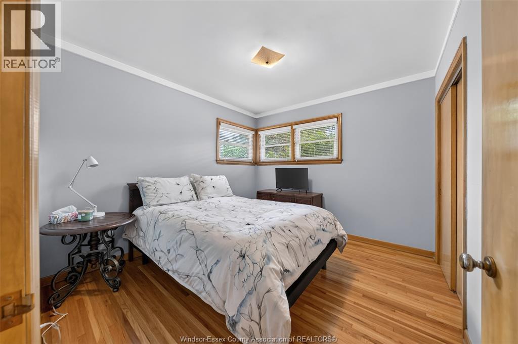 2065 VERDUN AVENUE - 25