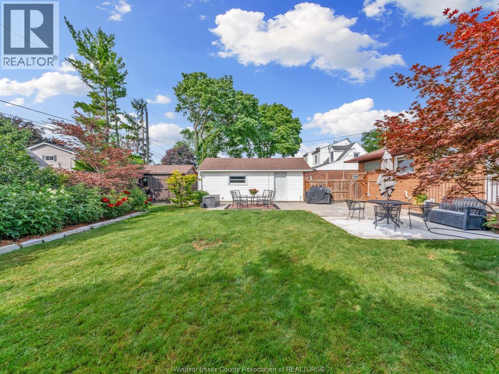 2065 VERDUN AVENUE - 42