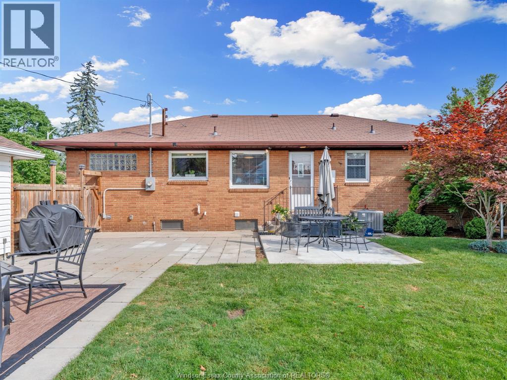2065 VERDUN AVENUE - 43