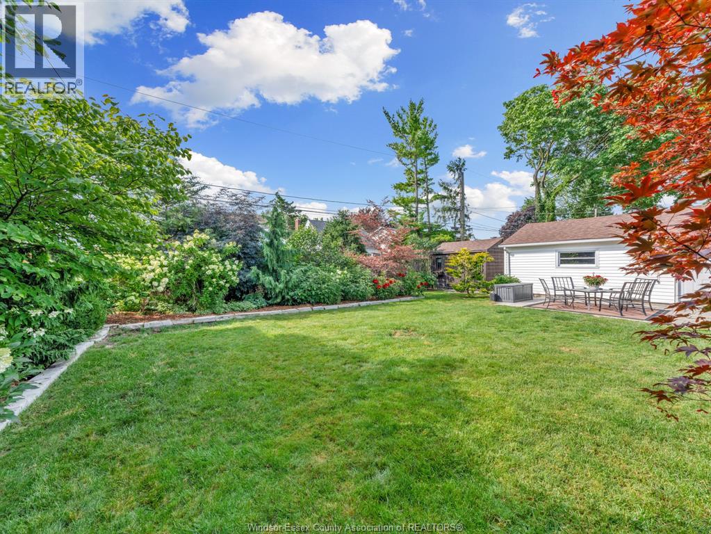 2065 VERDUN AVENUE - 49