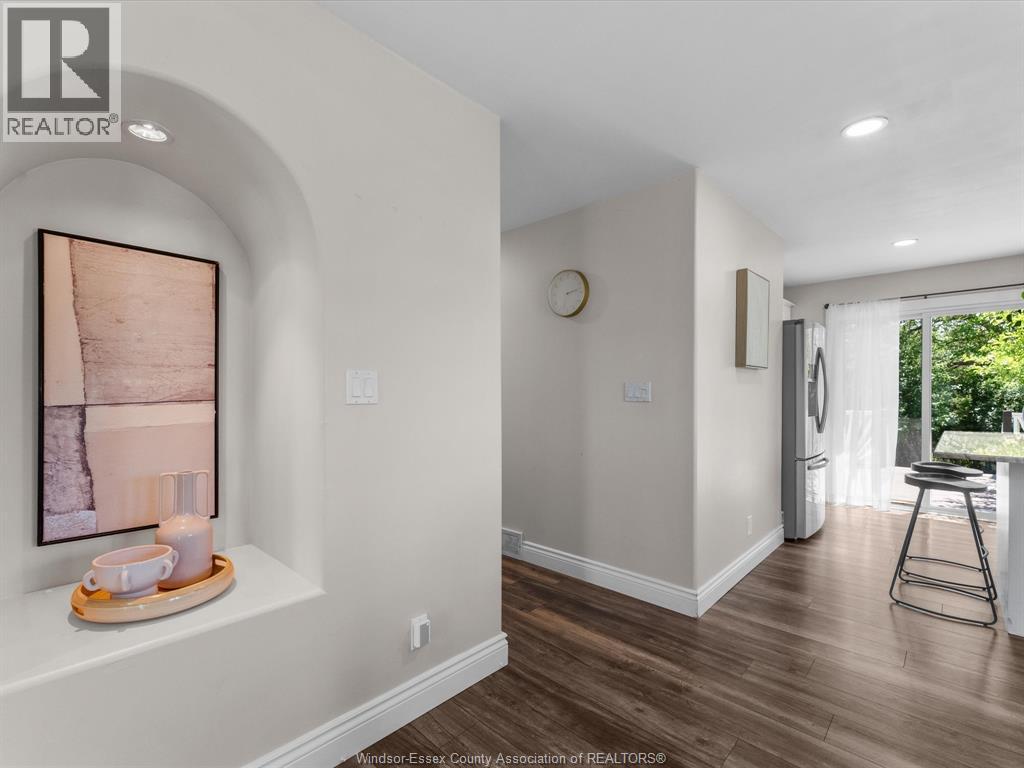 4235 PROVIDENCE CRESCENT - 11