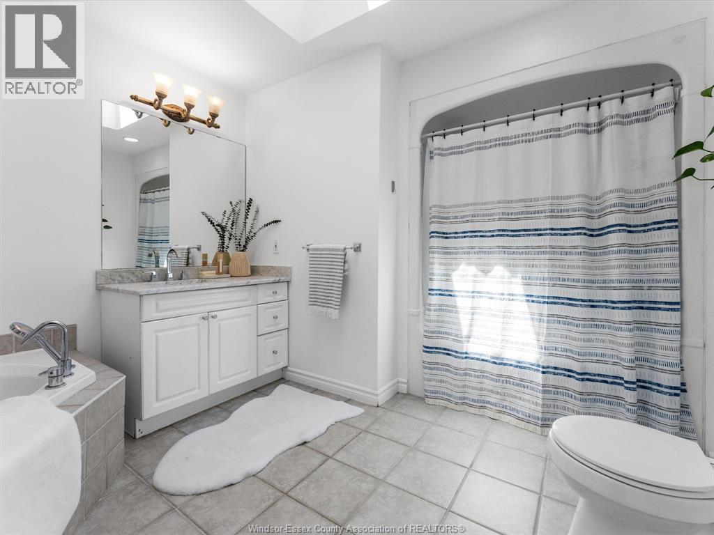 4235 PROVIDENCE CRESCENT - 24