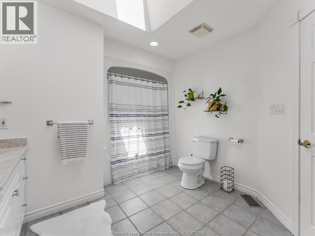 4235 PROVIDENCE CRESCENT - 26