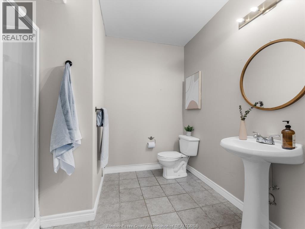 4235 PROVIDENCE CRESCENT - 34