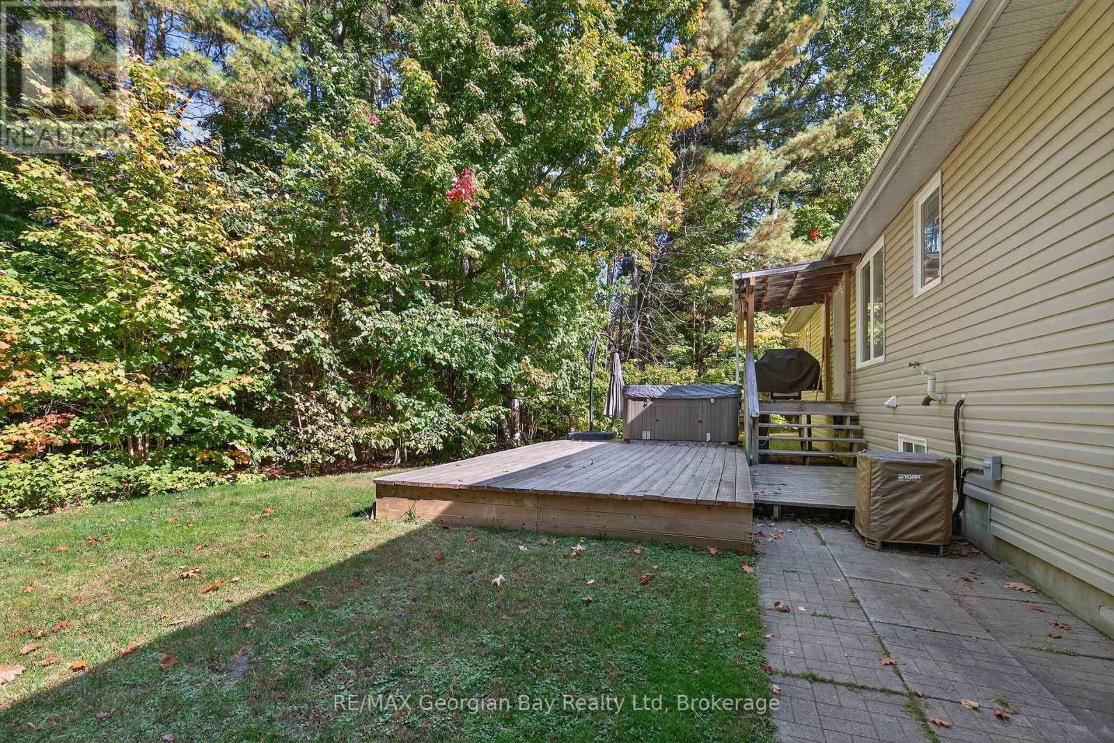 56 BECKETTS SIDE ROAD - 36