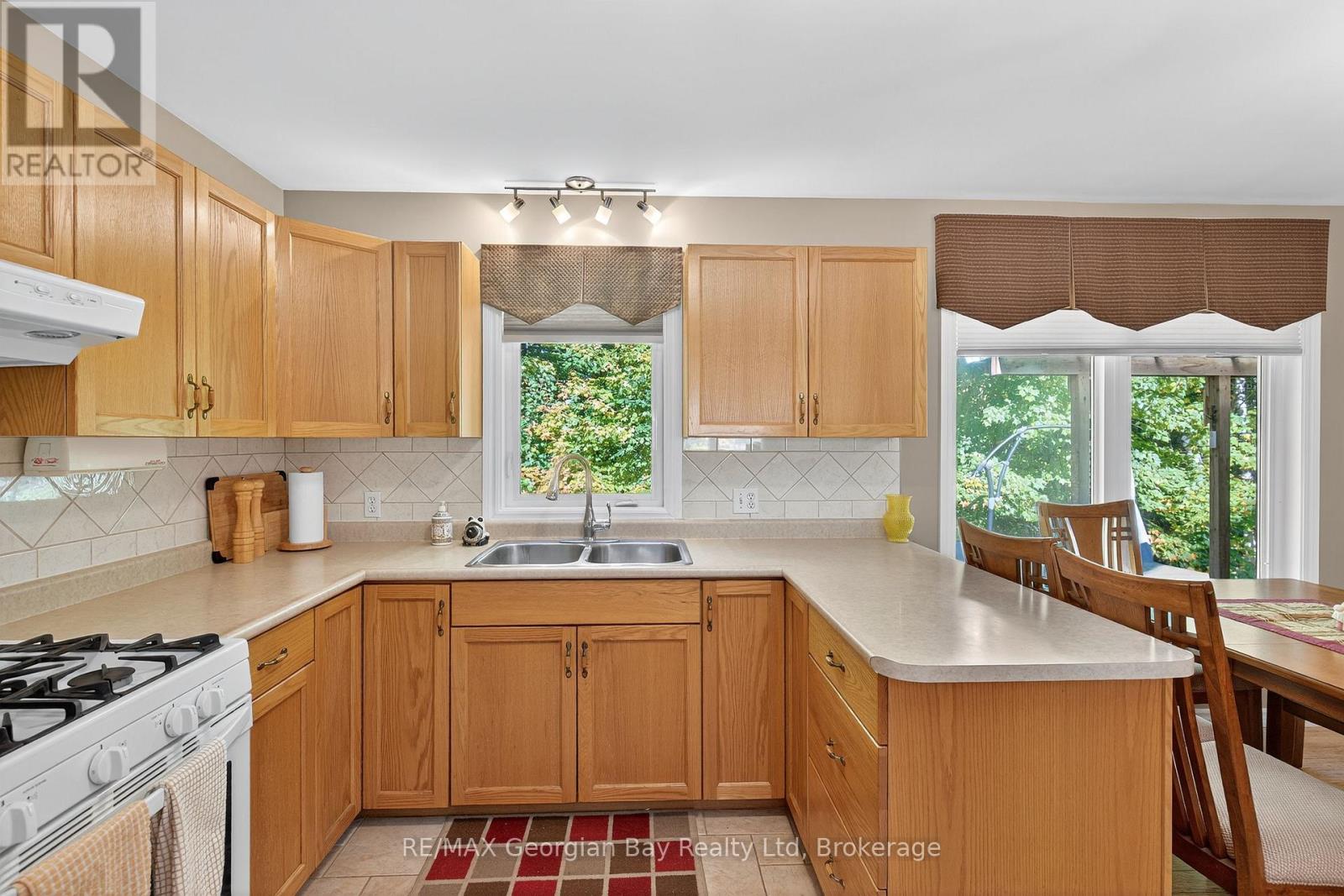 56 BECKETTS SIDE ROAD - 8