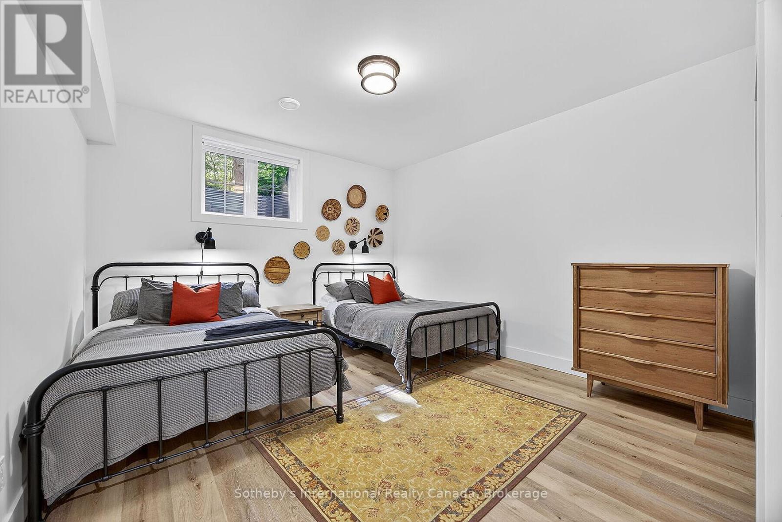 #52 1160 WHITESIDE ROAD - Image 24