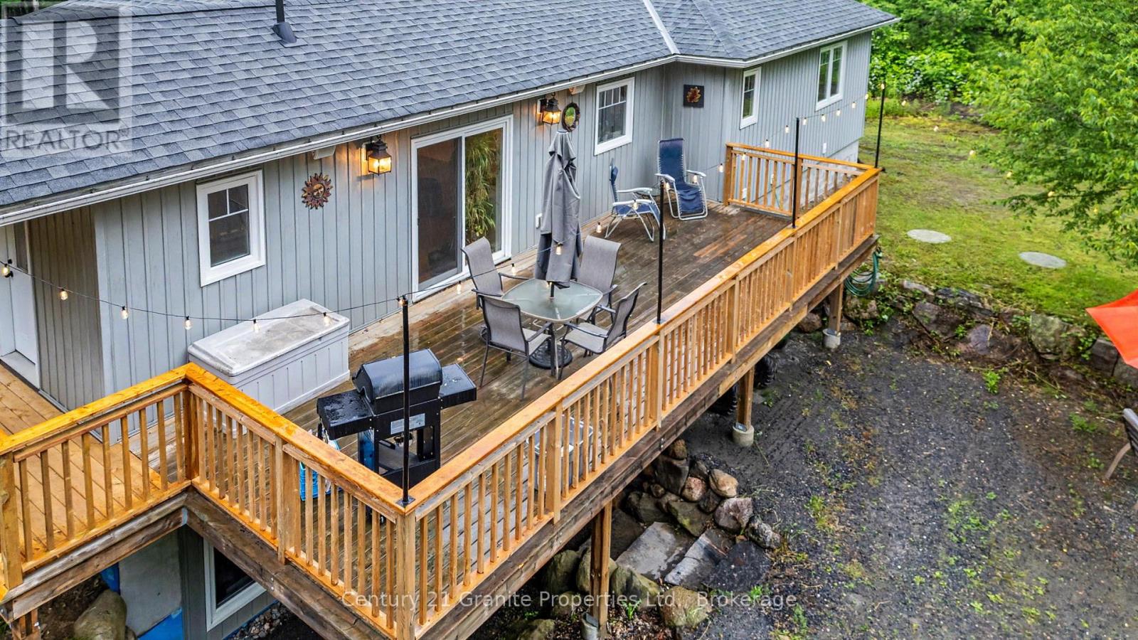 64 LOUCKS ROAD - 9