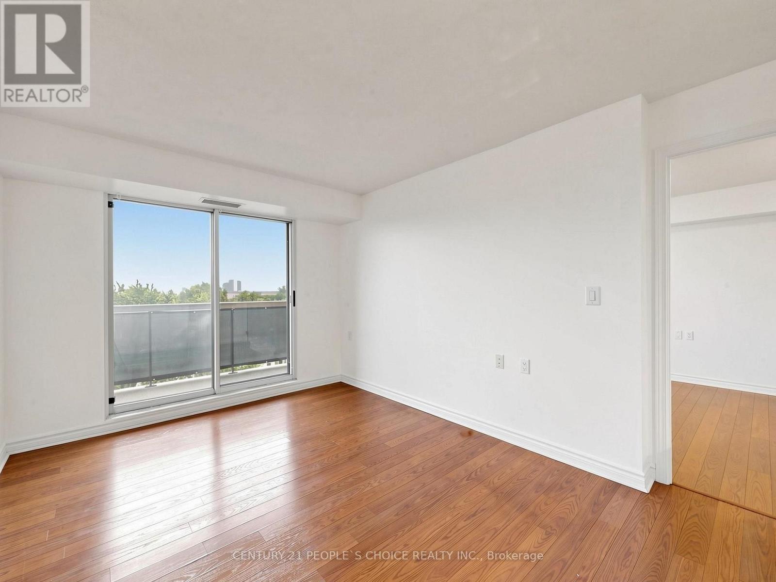 #603 935 SHEPPARD AVENUE W - 13