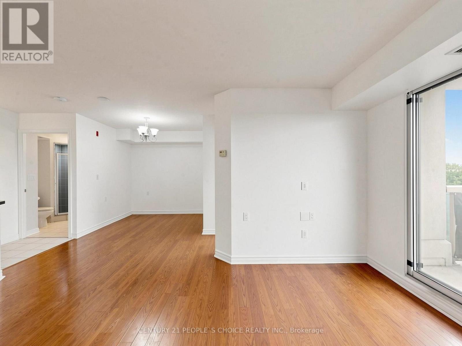 #603 935 SHEPPARD AVENUE W - 15