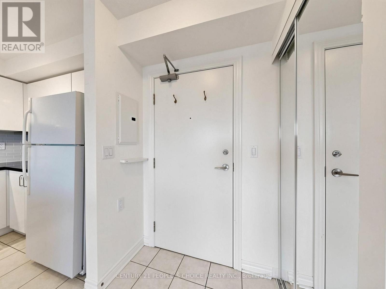 #603 935 SHEPPARD AVENUE W - Image 33