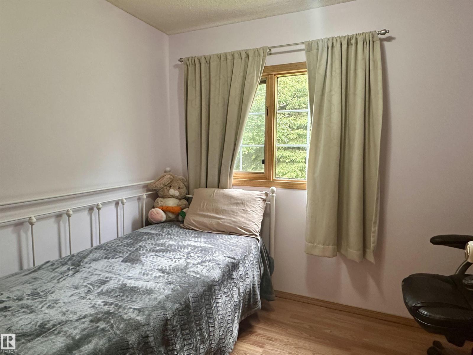 5309 51 ST - Image 43