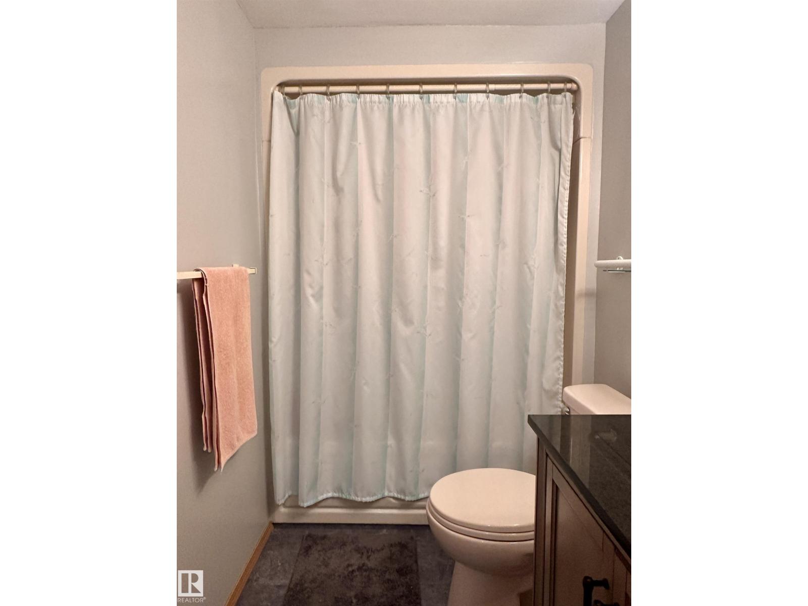 5309 51 ST - Image 37