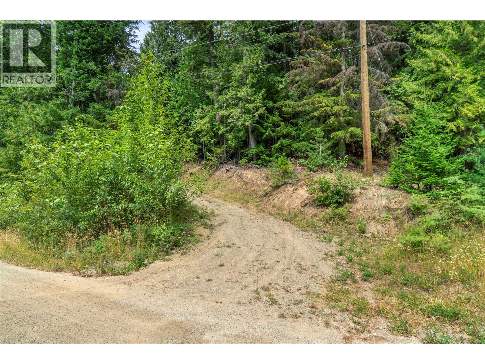 7621 Hudson Road - 40