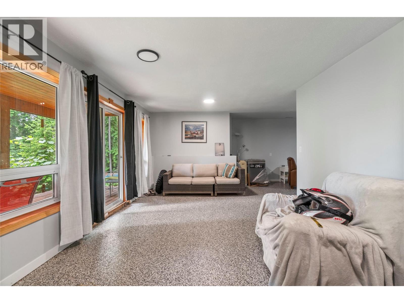 7621 Hudson Road - 23