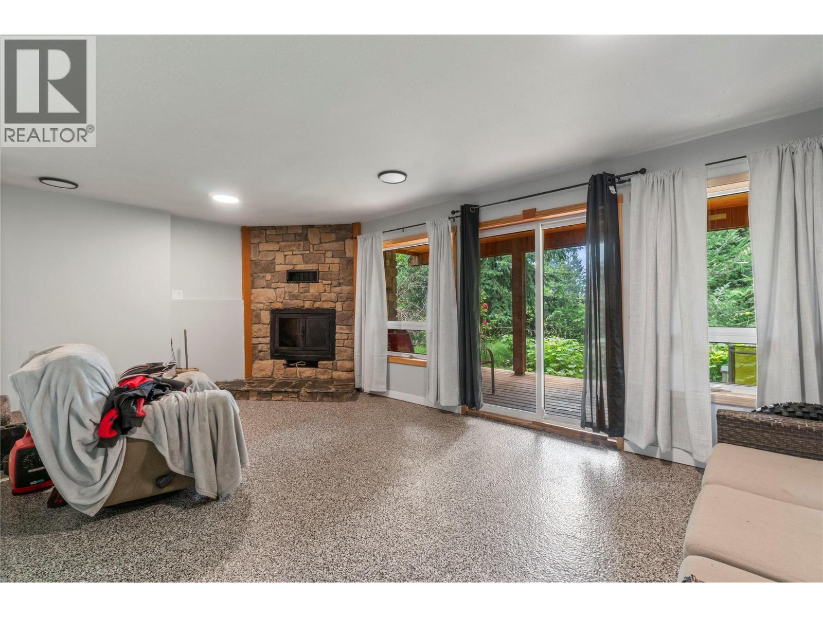 7621 Hudson Road - 25