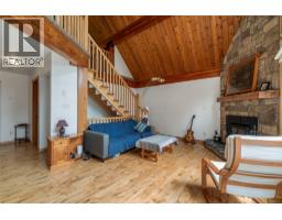 7621 Hudson Road, Anglemont, BC V0E1M8 Photo 13