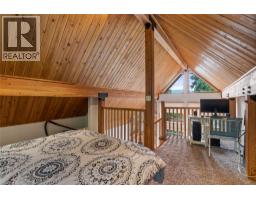 7621 Hudson Road, Anglemont, BC V0E1M8 Photo 18