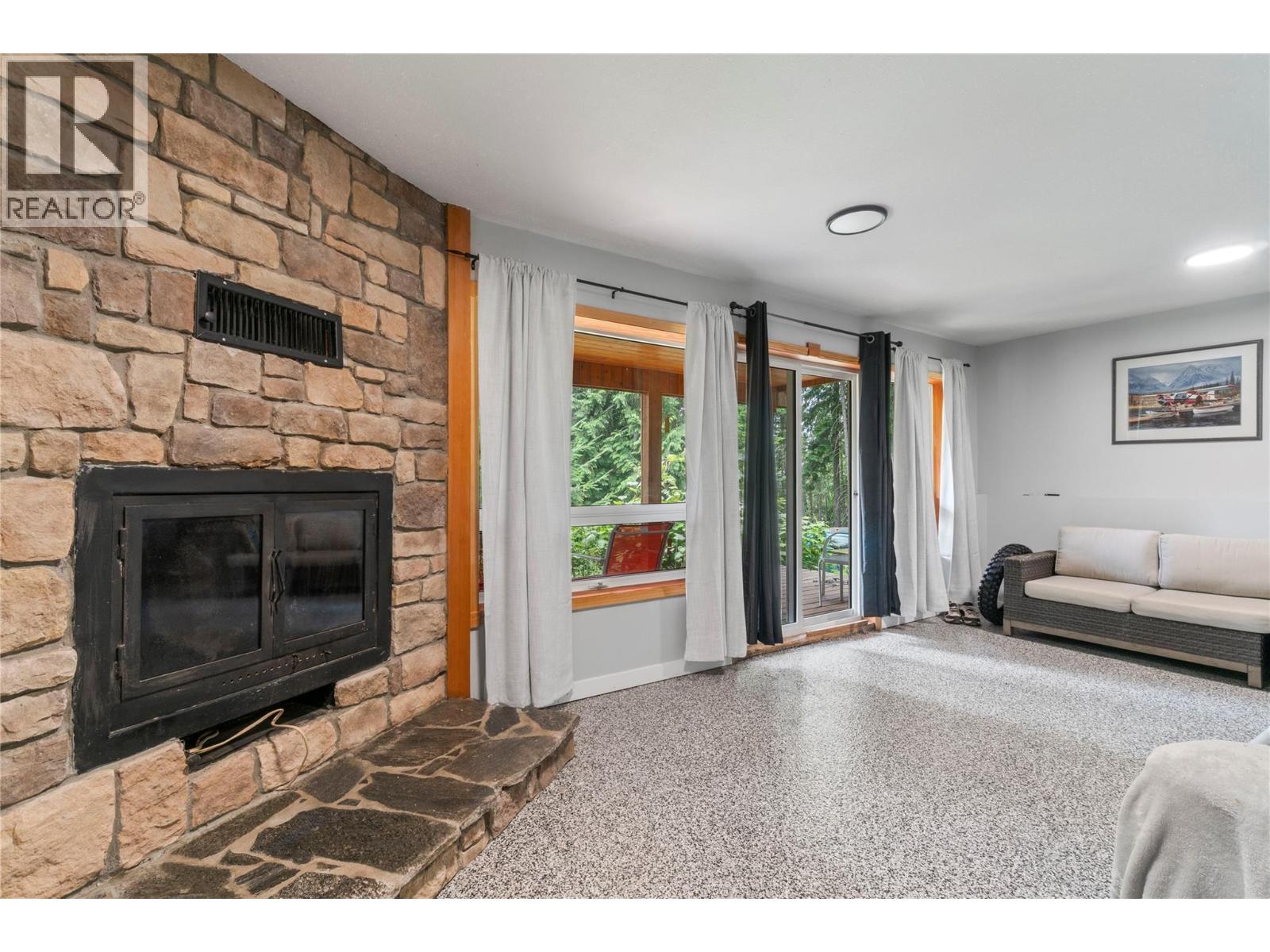 7621 Hudson Road - 22