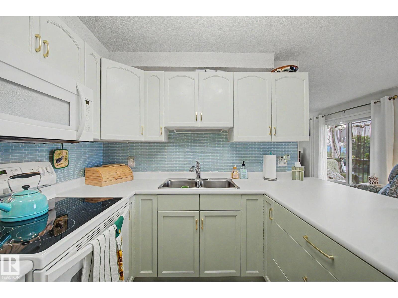 #302 224 CHURCH RD - 11
