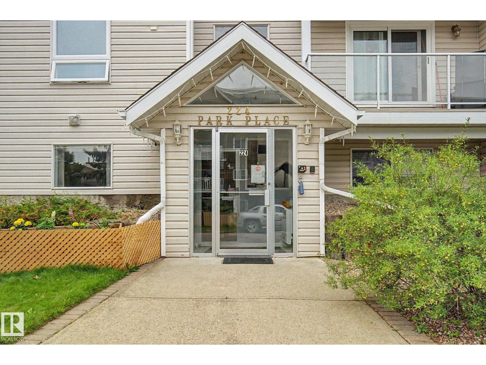 #302 224 CHURCH RD, City Centre, Spruce Grove photo 2