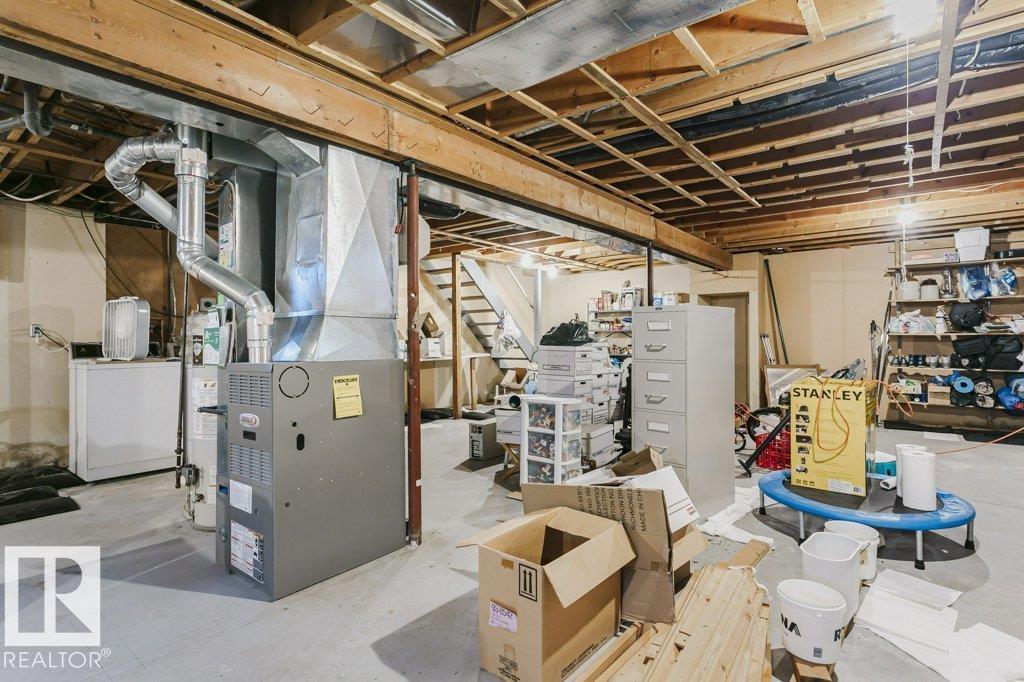 10968 35 AV NW NW - 20