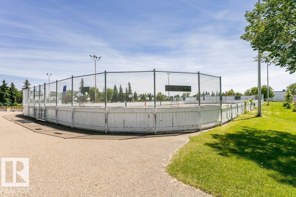 10968 35 AV NW NW - Image 32