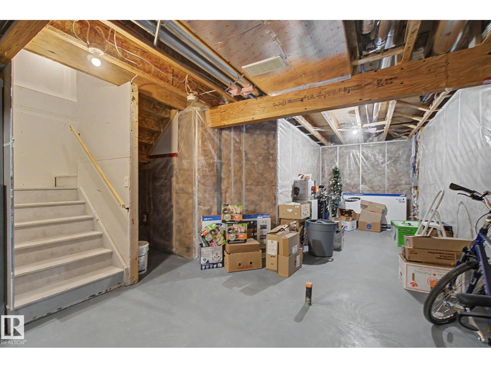 7 PETER ST - 33