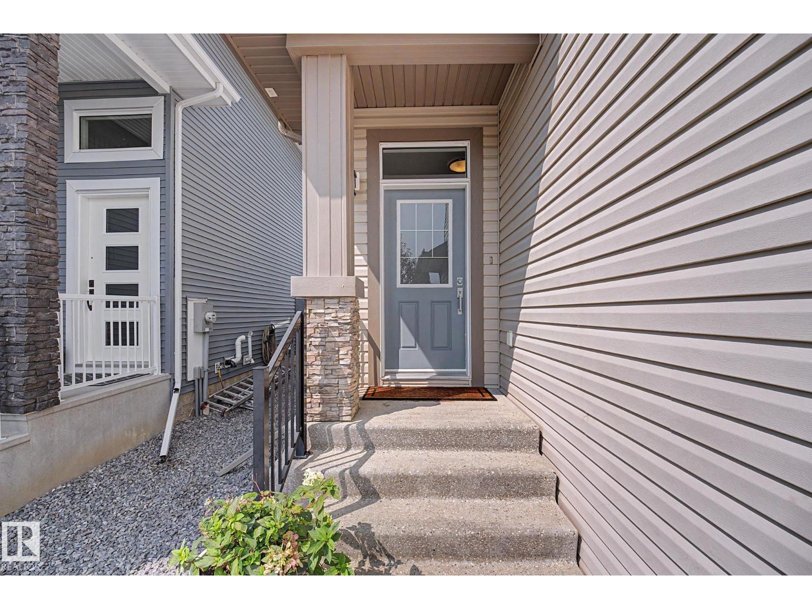 2004 SOUTH CREEK DR, Stony Plain — photo 2