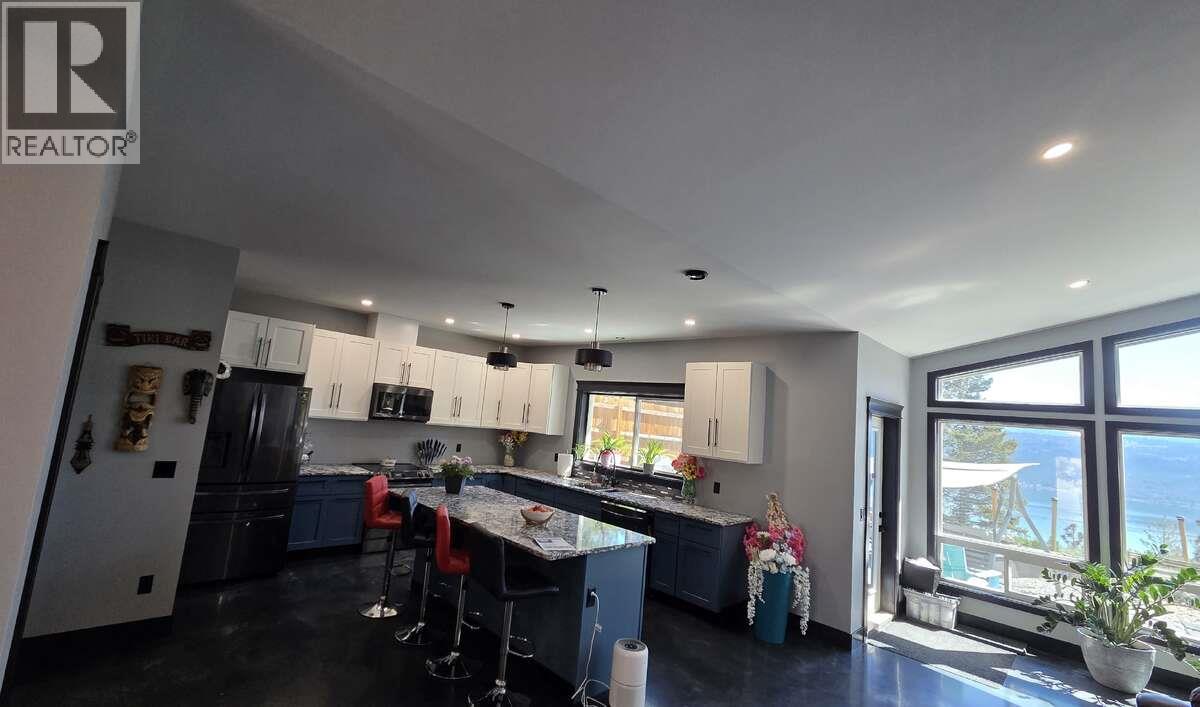 10795 Westshore Road - 12