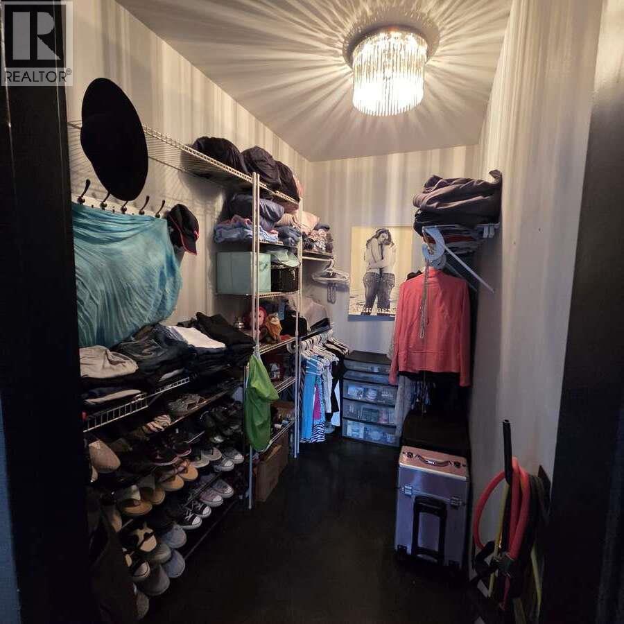 10795 Westshore Road - 17