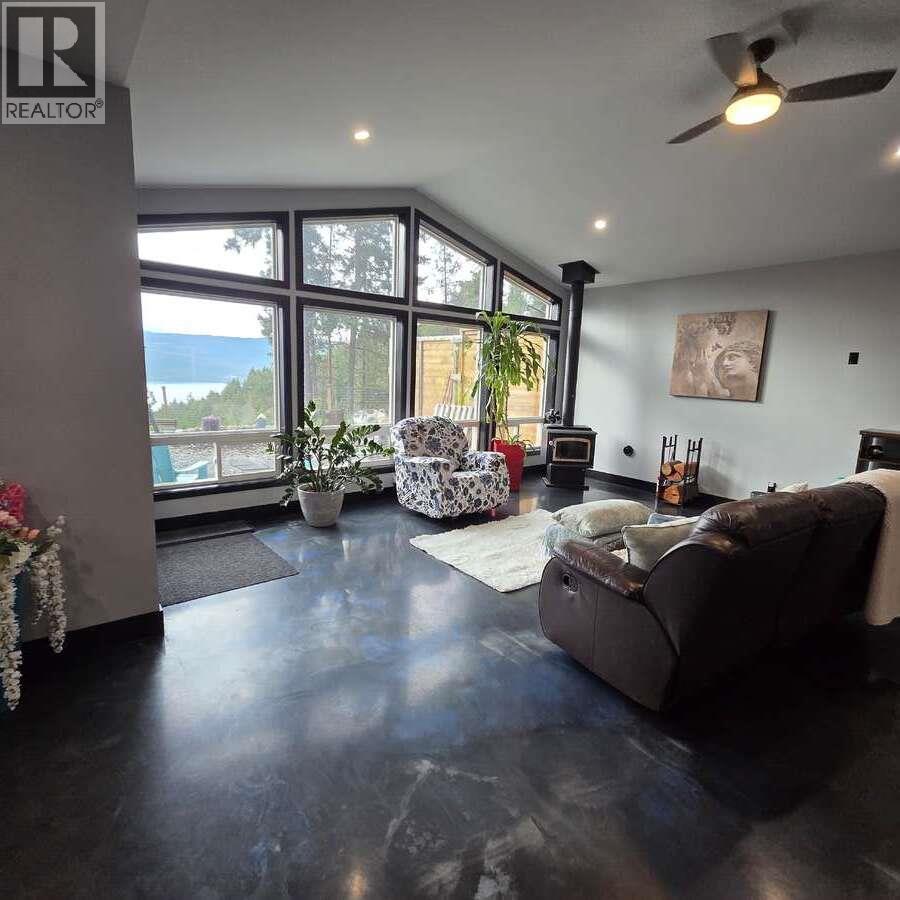 10795 Westshore Road - 7