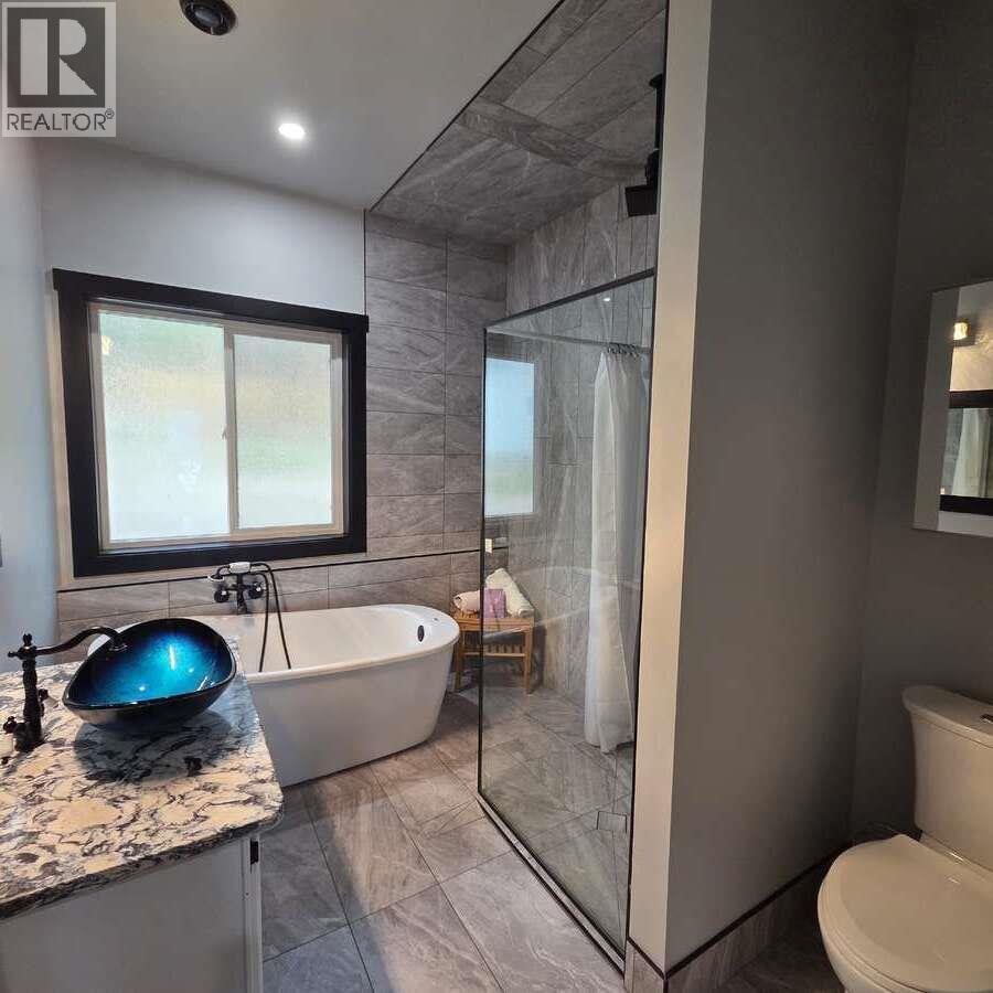 10795 Westshore Road - 18