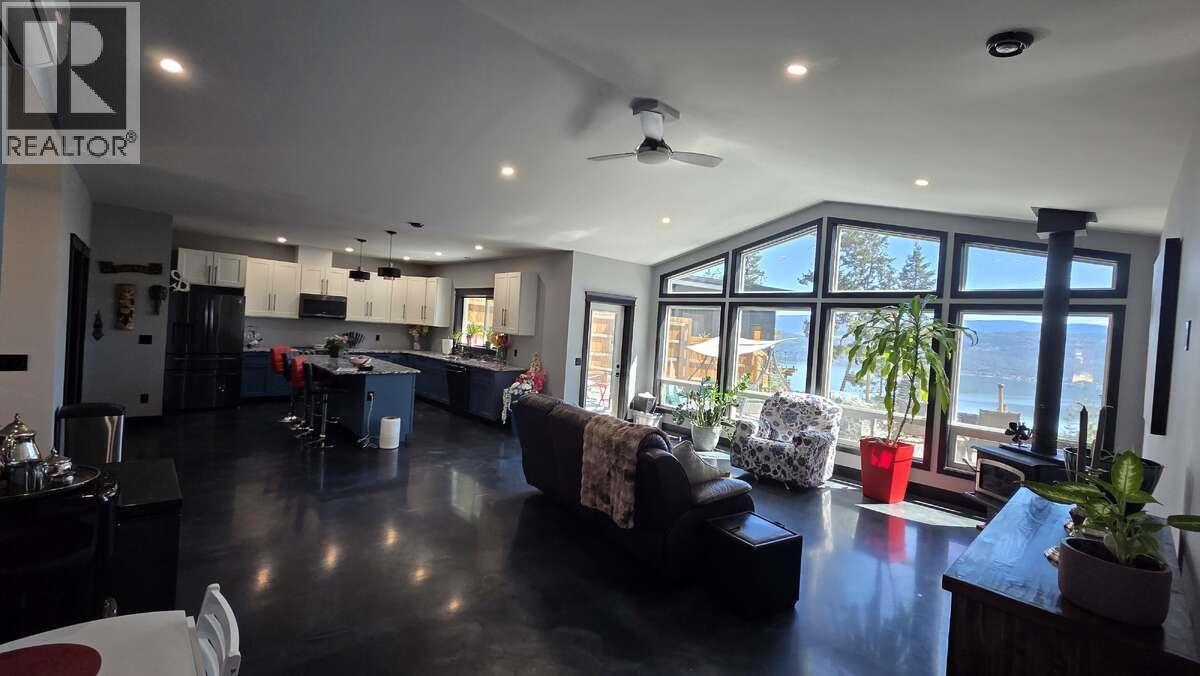 10795 Westshore Road - 9