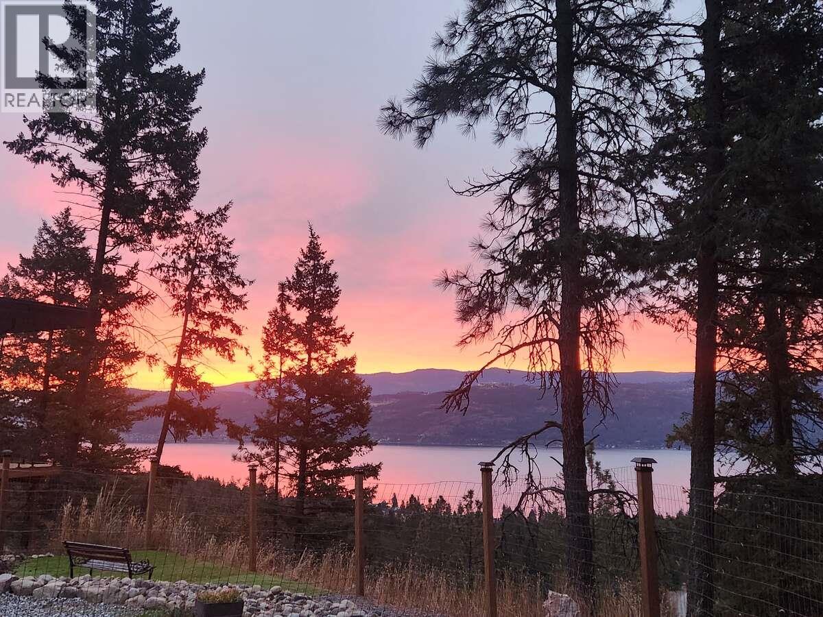 10795 Westshore Road - 14
