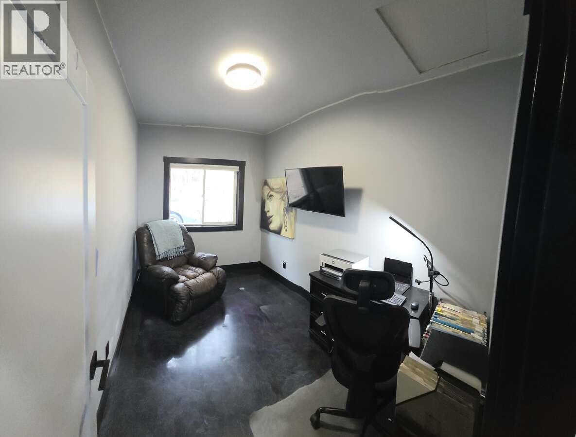 10795 Westshore Road - 28