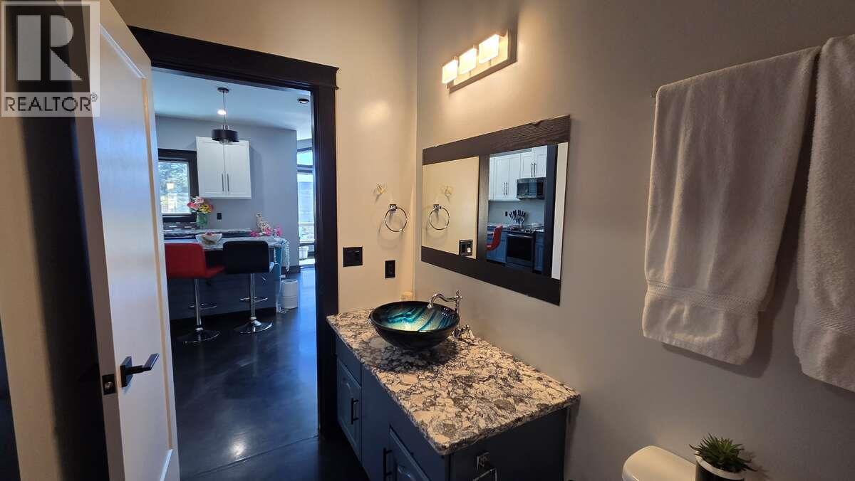 10795 Westshore Road - 27