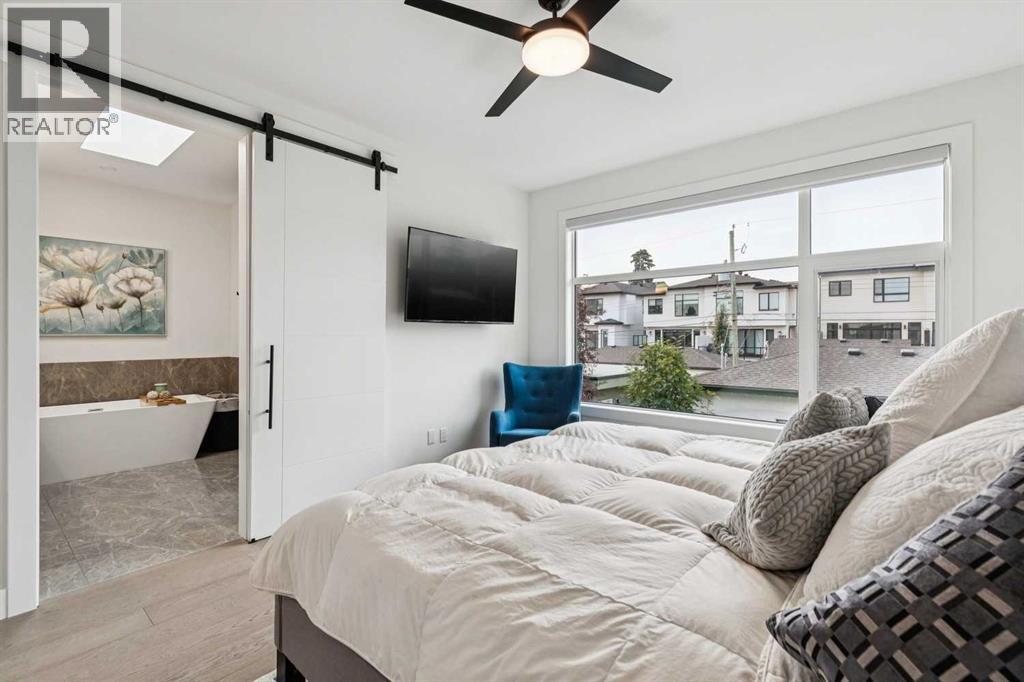 2435 29 Avenue SW - 17